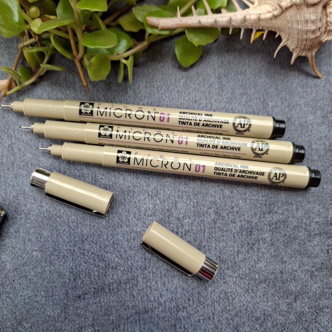 Micron 01 * Black